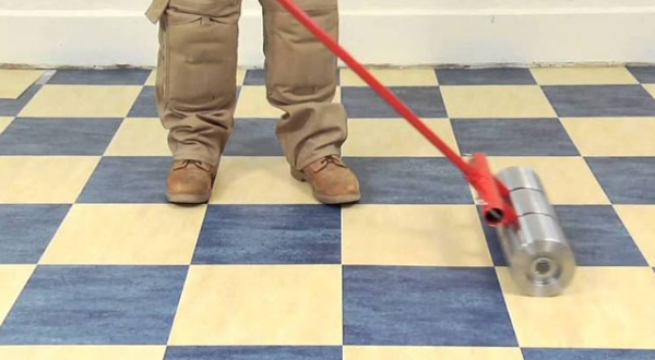 Как правильно клеить линолеум Как правильно клеить линолеум