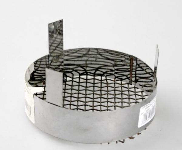 Искрогаситель на трубу бани своими руками Искрогаситель на трубу бани своими руками