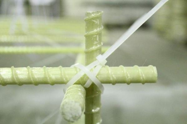 Вязка арматуры для фундамента своими руками Вязка арматуры для фундамента своими руками