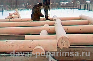 Строим деревянные стены бани ручной рубки  Строим деревянные стены бани ручной рубки