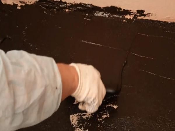 Гидроизоляция ленточного фундамента своими руками Гидроизоляция ленточного фундамента своими руками