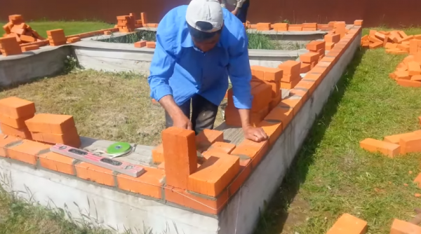 Бюджетная баня своими руками Бюджетная баня своими руками