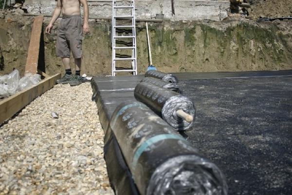 Гидроизоляция ленточного фундамента своими руками Гидроизоляция ленточного фундамента своими руками