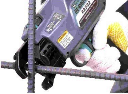 Вязка арматуры для фундамента своими руками Вязка арматуры для фундамента своими руками