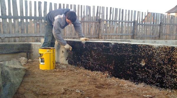 Гидроизоляция ленточного фундамента своими руками Гидроизоляция ленточного фундамента своими руками