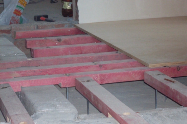 Укладка плитки на деревянный пол Укладка плитки на деревянный пол