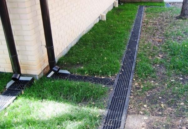 Дренажная система вокруг дома: прихоть или необходимость Дренажная система вокруг дома: прихоть или необходимость