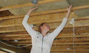 Самостоятельное утепление чердака Самостоятельное утепление чердака