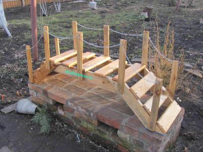 Декоративный мостик  
Декоративный мостик