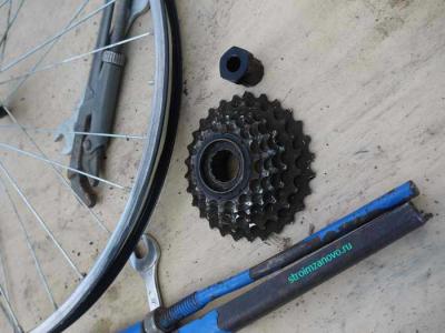 Как поменять заднее колесо на скоростном велосипеде  
Как поменять заднее колесо на скоростном велосипеде