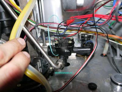 Замена крана подпитки газового котла Навьен  
Замена крана подпитки газового котла Навьен