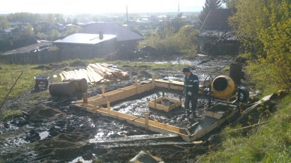 Продолжаем строительство бани весной Продолжаем строительство бани весной