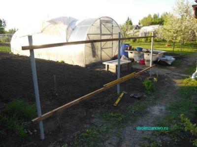 Забор на даче своими руками  
Забор на даче своими руками