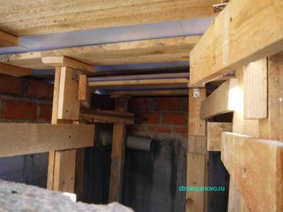 Выгребная яма своими руками  
Выгребная яма своими руками