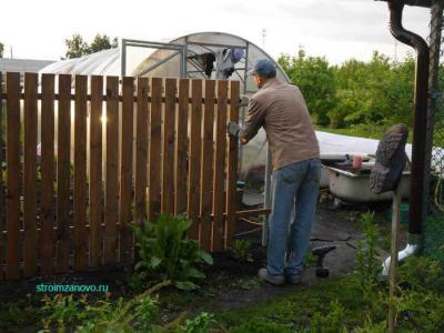 Забор на даче своими руками  
Забор на даче своими руками