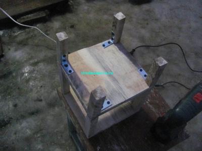  
Кормушка для птиц своими руками