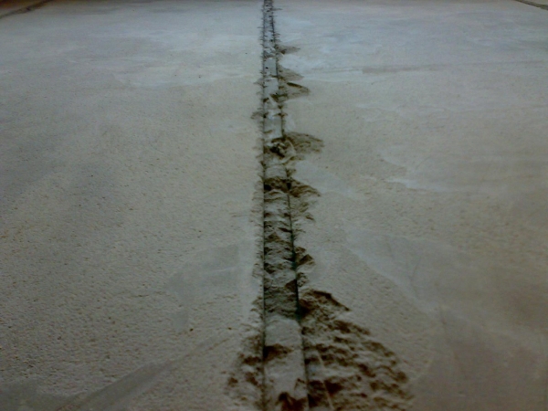 Как установить маяки для выравнивания пола Как установить маяки для выравнивания пола