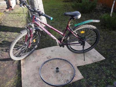 Как поменять заднее колесо на скоростном велосипеде  
Как поменять заднее колесо на скоростном велосипеде