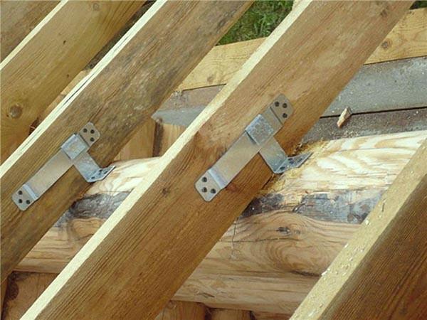 Как крепить стропила к мауэрлату Как крепить стропила к мауэрлату