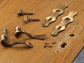 Покраска деревянных дверей Покраска деревянных дверей