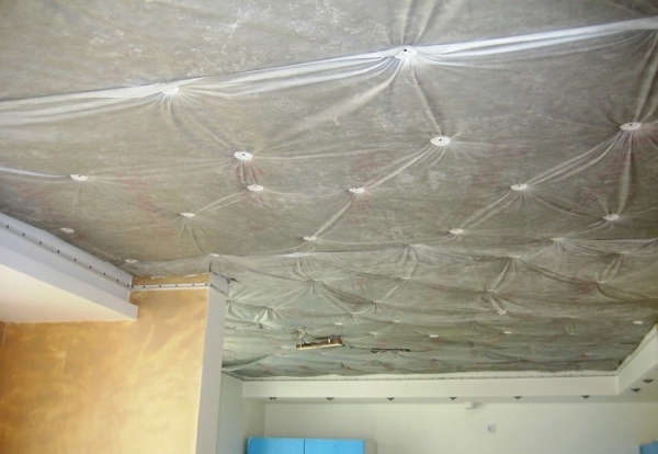 Шумоизоляция натяжного потолка в квартире: как и из чего делать Шумоизоляция натяжного потолка в квартире: как и из чего делать