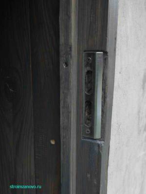 Делаем дверь своими руками  
Делаем дверь своими руками