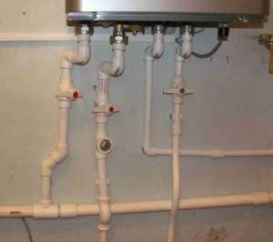 Монтаж пластиковых труб  
Монтаж пластиковых труб