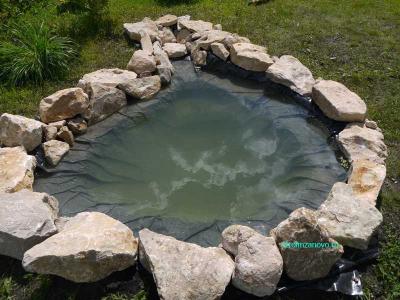 Пруд на даче  
Пруд на даче