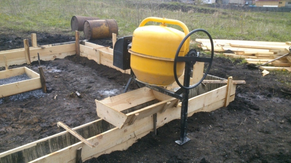 Продолжаем строительство бани весной Продолжаем строительство бани весной