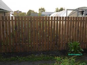 Забор на даче своими руками  
Забор на даче своими руками