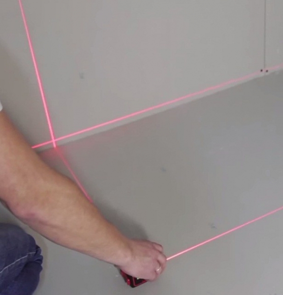 Как установить маяки для выравнивания пола Как установить маяки для выравнивания пола