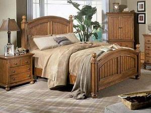 Спальня в деревенском стиле  
Спальня в деревенском стиле