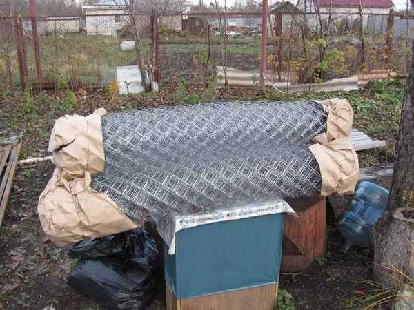 Забор из сетки Рабица  
Забор из сетки Рабица