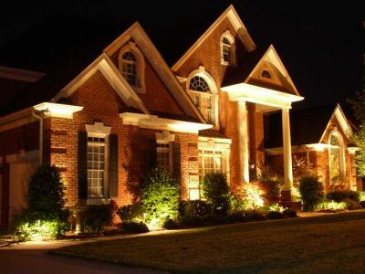  
Освещение участка загородного дома