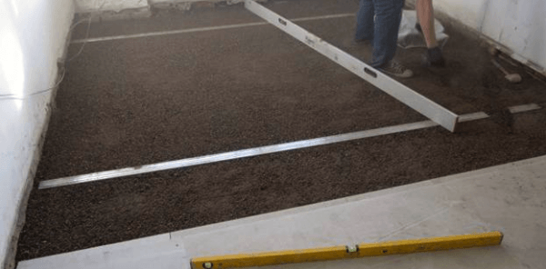 Как установить маяки для выравнивания пола Как установить маяки для выравнивания пола