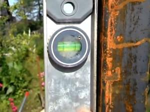 Как построить забор из профлиста своими руками: этапы подготовки и видео пример самостоятельного строительства забора из профлиста