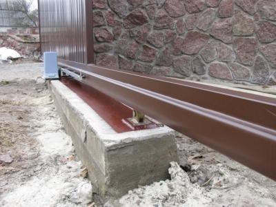 Фундамент для откатных ворот своими руками пошагово Фундамент для откатных ворот своими руками пошагово