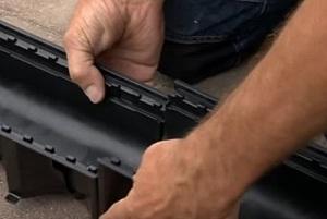 Отвод воды от фундамента дома: делаем отвод воды своими руками с фото инструкциями Отвод воды от фундамента дома: делаем отвод воды своими руками с фото инструкциями