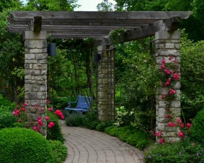 Беседки для дачи своими руками простые: стальные, деревянные, каменные Беседки для дачи своими руками простые: стальные, деревянные, каменные