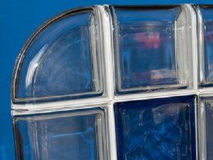 Стеклоблоки — размеры, цены и технологии монтажа Стеклоблоки — размеры, цены и технологии монтажа