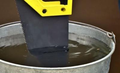 Чем резать ондулин — какие инструменты использовать, пошаговые инструкции Чем резать ондулин — какие инструменты использовать, пошаговые инструкции