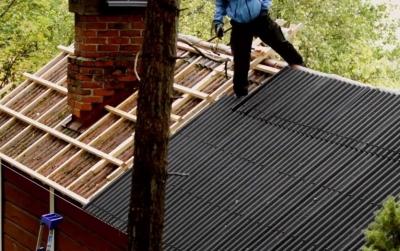 Чем резать ондулин — какие инструменты использовать, пошаговые инструкции Чем резать ондулин — какие инструменты использовать, пошаговые инструкции