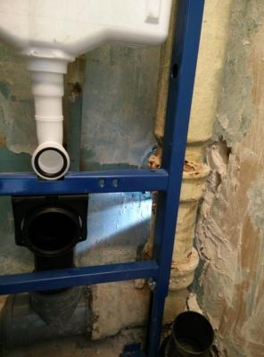 Установка и монтаж подвесного унитаза своими руками Установка и монтаж подвесного унитаза своими руками