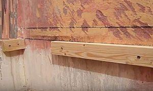 Как заделать стык между ванной и стеной Как заделать стык между ванной и стеной