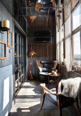 Потолок на балконе и лоджии. Варианты отделки с фото