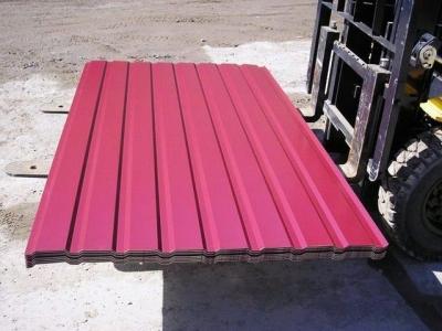 Как построить забор из профлиста своими руками: этапы подготовки и видео пример самостоятельного строительства забора из профлиста