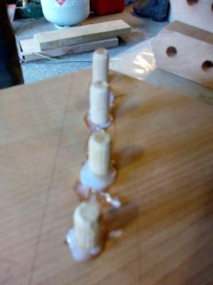 Мебель из натурального дерева своими руками для дома и сада: инструкции по изготовлению