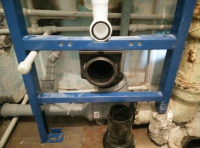 Установка и монтаж подвесного унитаза своими руками Установка и монтаж подвесного унитаза своими руками