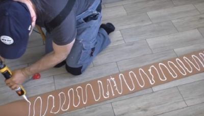 Укладка ламината на стену: особенности отделки, укладка ламината своими руками, пошаговая инструкция Укладка ламината на стену: особенности отделки, укладка ламината своими руками, пошаговая инструкция