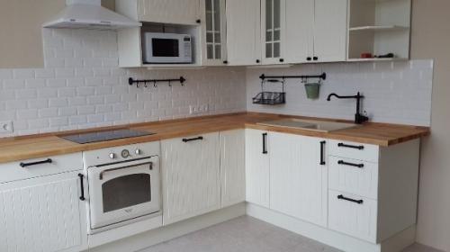 Микроволновка на кухне: где разместить Микроволновка на кухне: где разместить